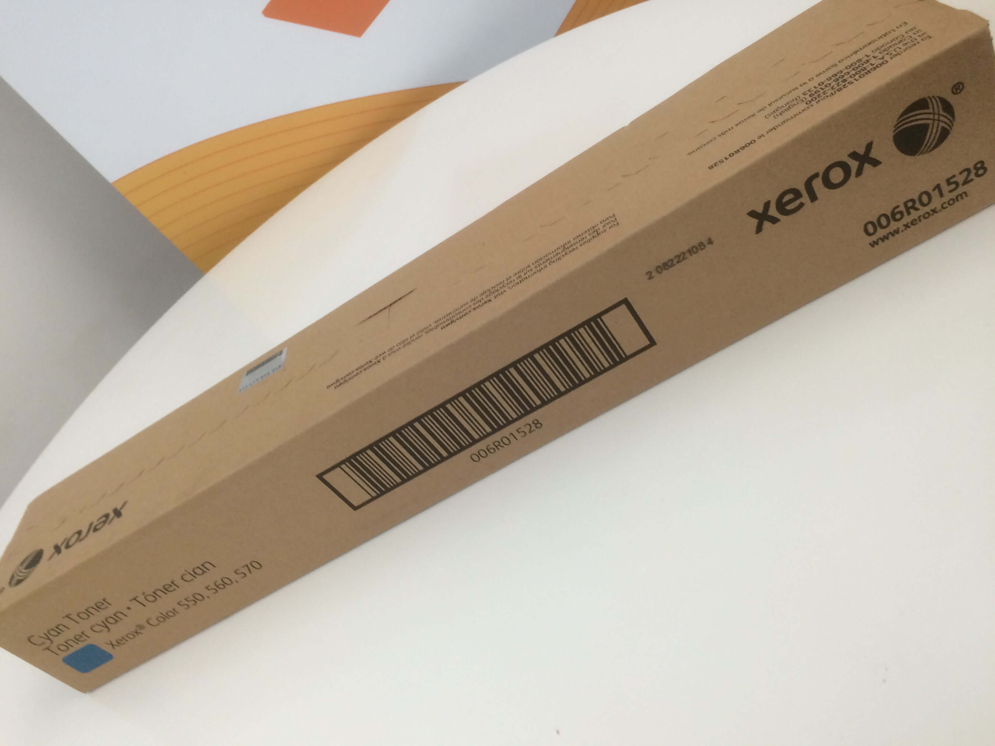 Xerox Cyan Toner Cartridge (34,000 Pages) 006R01528 for Color 550 / 560 / 570